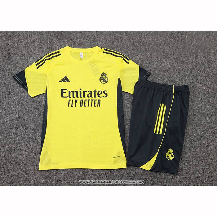 Tuta da Track
 Real Madrid 25/26 Manica Corta
 Giallo
 - Pantaloncini
